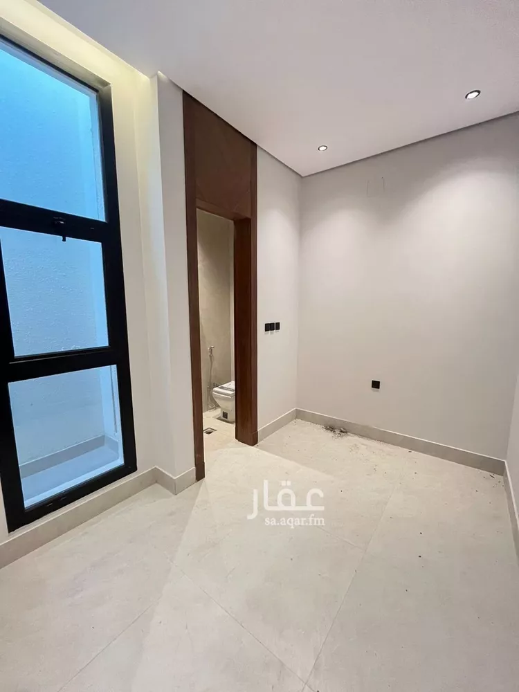فيلا للبيع في شارع خلف الأحمر, حي المهدية, مدينة الرياض, منطقة الرياض 11