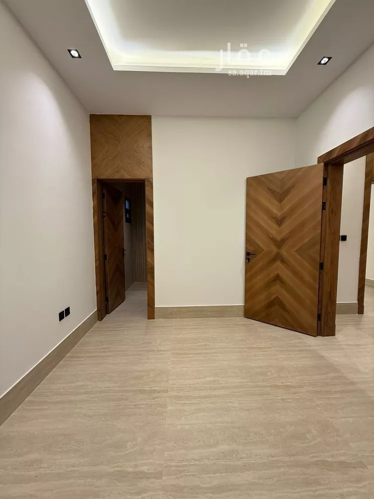 فيلا للبيع في شارع خلف الأحمر, حي المهدية, مدينة الرياض, منطقة الرياض 16