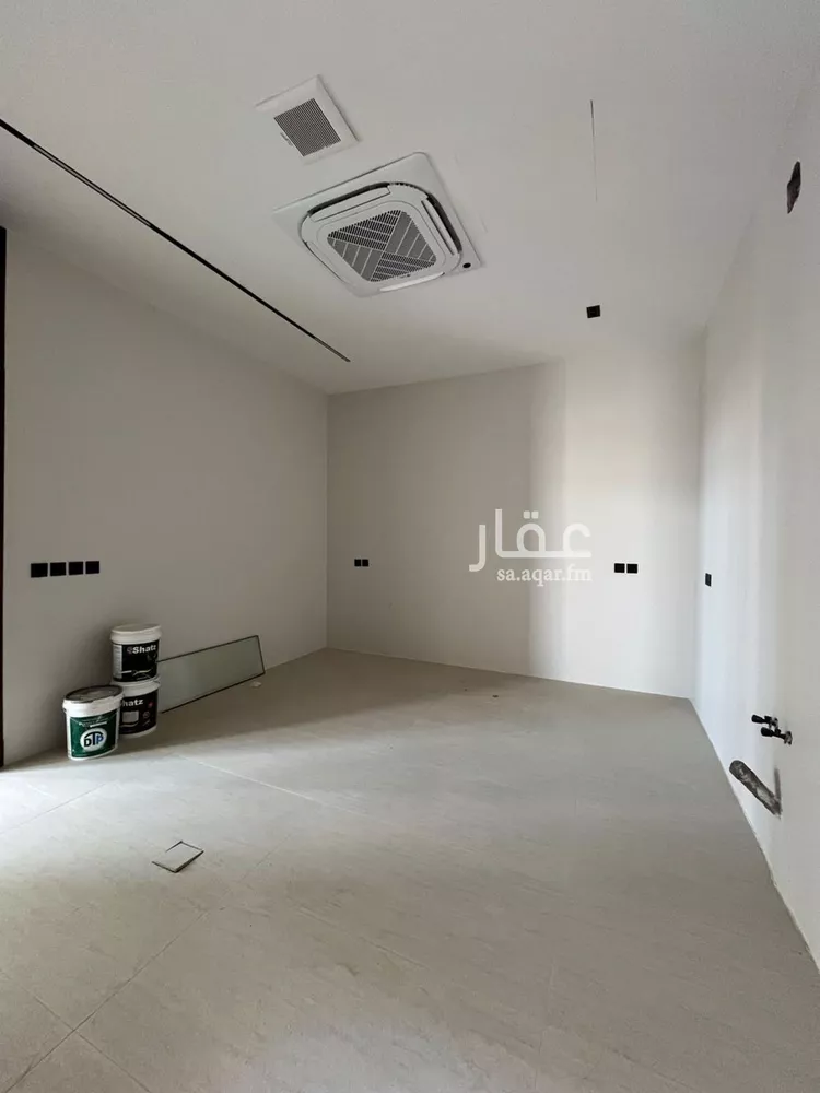 فيلا للبيع في شارع أبي الشيخ الأصبهاني, حي المهدية, مدينة الرياض, منطقة الرياض 6
