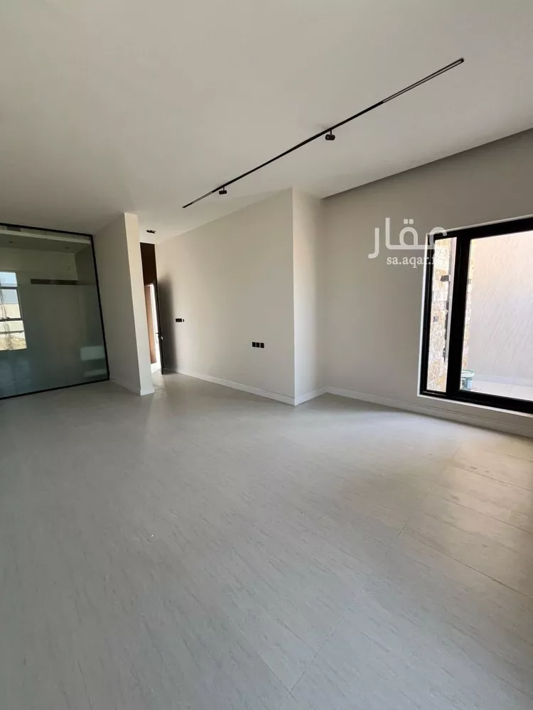 فيلا للبيع في شارع أبي الشيخ الأصبهاني, حي المهدية, مدينة الرياض, منطقة الرياض 25