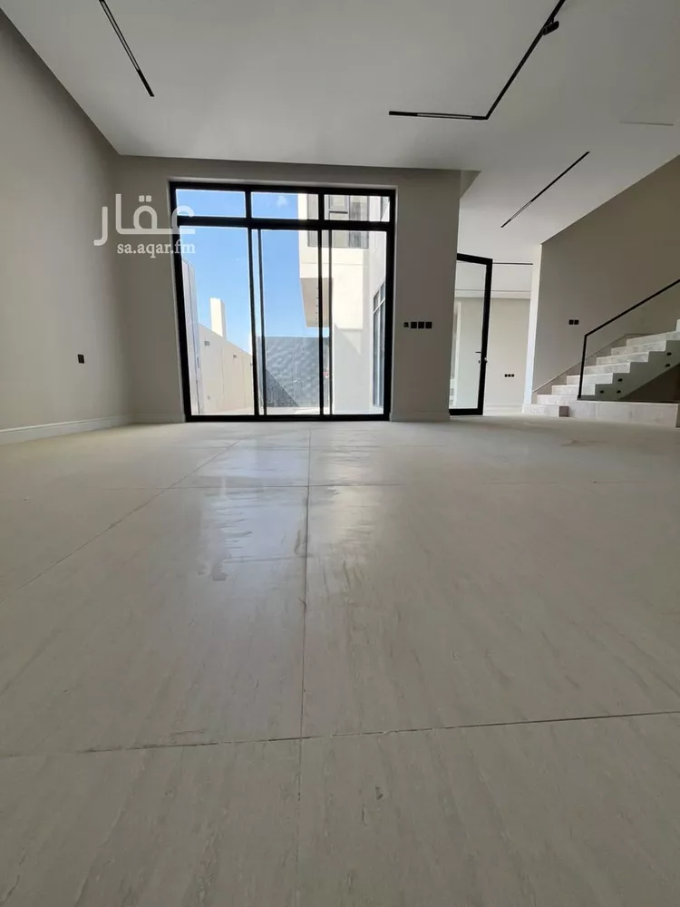 فيلا للبيع في شارع أبي الشيخ الأصبهاني, حي المهدية, مدينة الرياض, منطقة الرياض 23