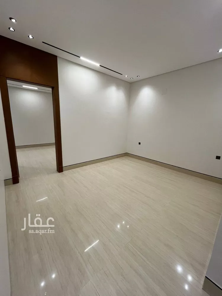Villa for Sale in Riyadh Al Mahdiyah 15