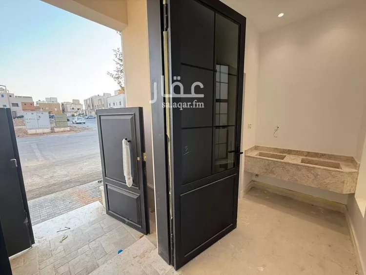 Villa for Sale in Riyadh Al Mahdiyah 15