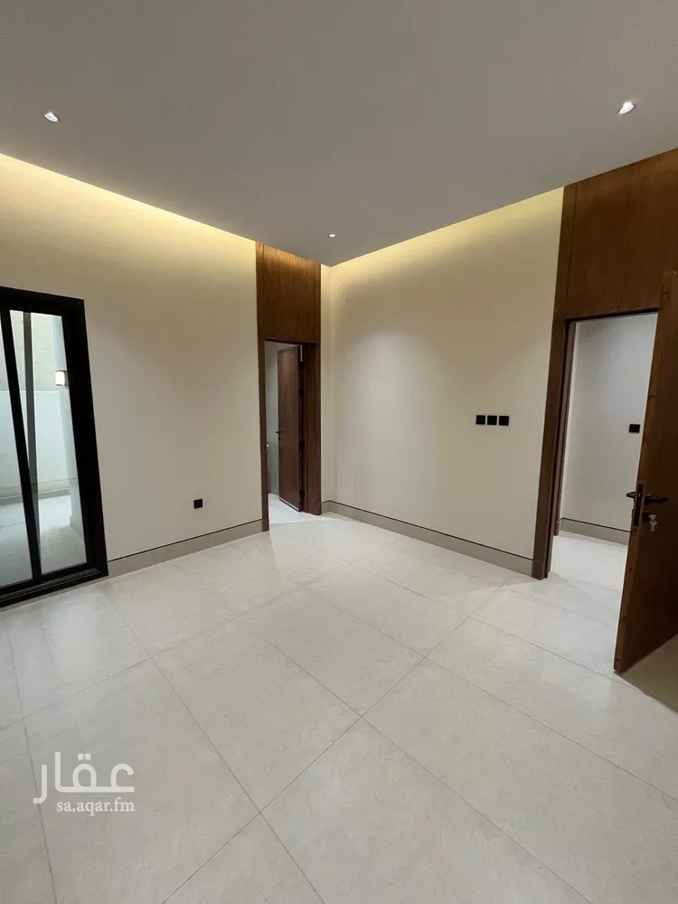 فيلا للبيع في شارع أبي الشيخ الأصبهاني, حي المهدية, مدينة الرياض, منطقة الرياض 23