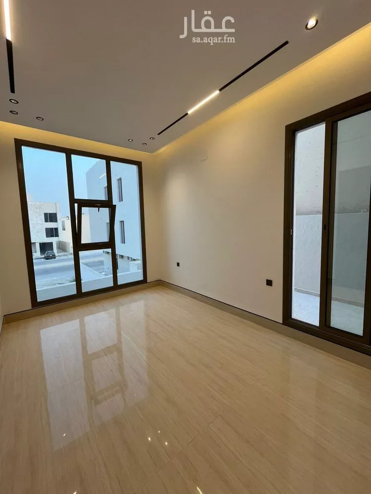 Villa for Sale in Riyadh Al Mahdiyah 17
