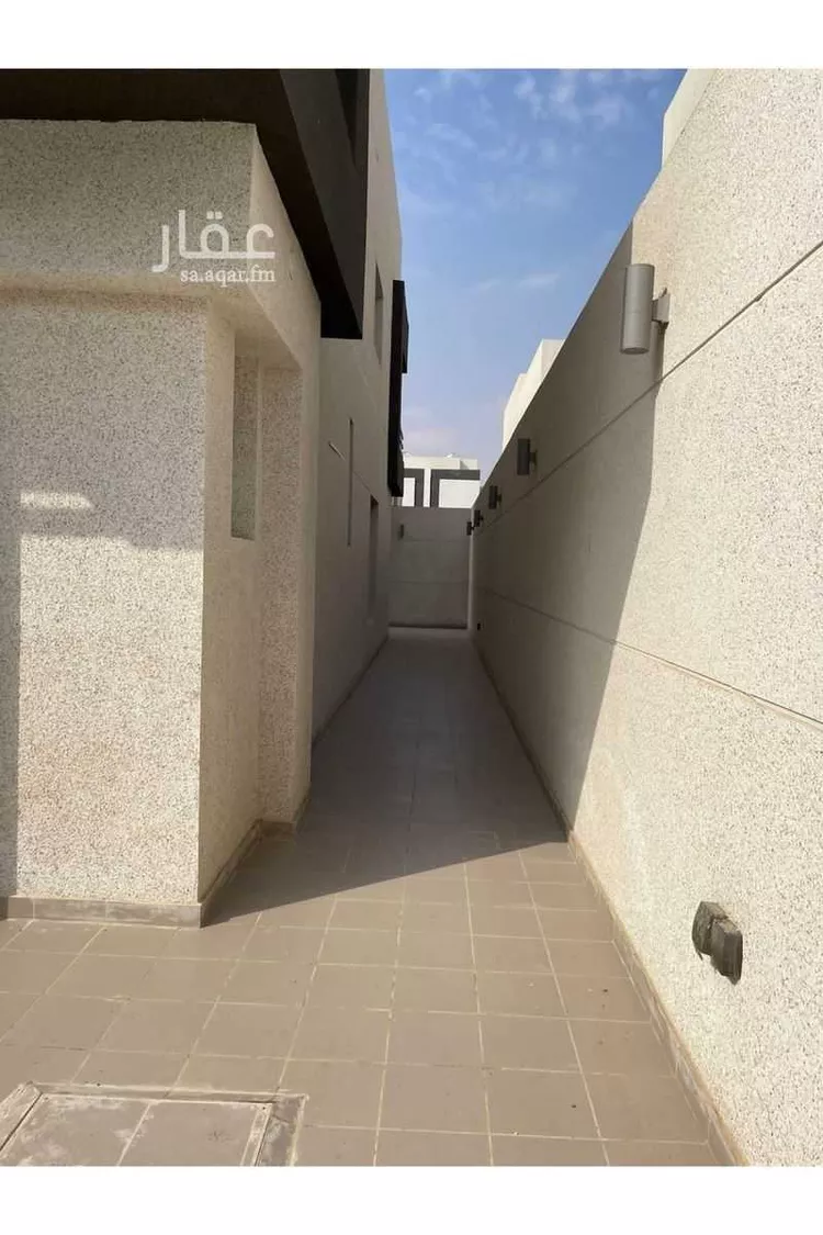 فيلا للبيع في شارع مؤيد الدين الحارثي, حي المونسية, مدينة الرياض, منطقة الرياض صورة 5