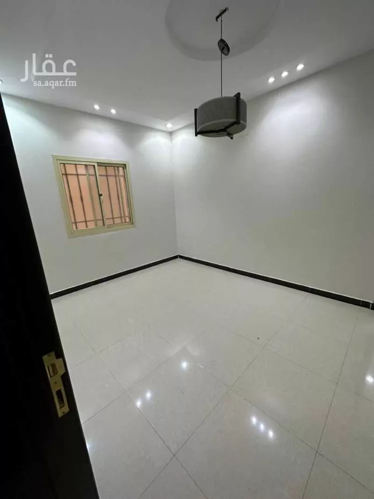 فيلا للبيع في شارع رقم 350, حي المونسية, مدينة الرياض, منطقة الرياض صورة 4