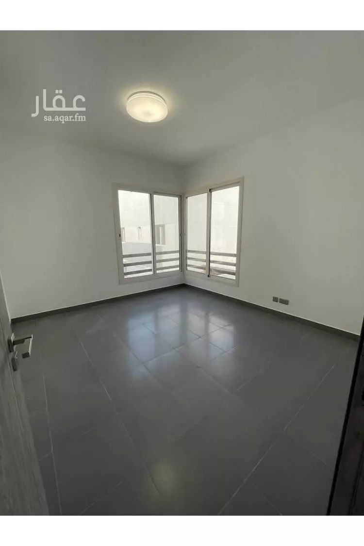 فيلا للبيع في شارع مؤيد الدين الحارثي, حي المونسية, مدينة الرياض, منطقة الرياض 15