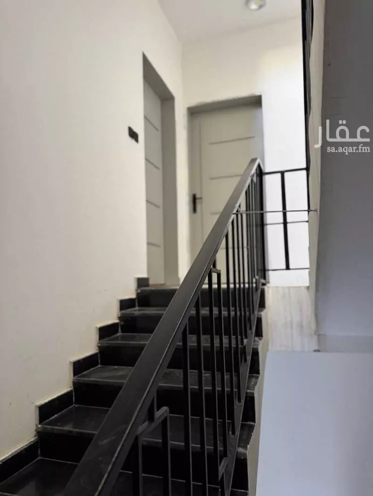 دور للبيع في شارع أحمد بن داود المالكي, حي المعيزيلة, مدينة الرياض, منطقة الرياض صورة 3