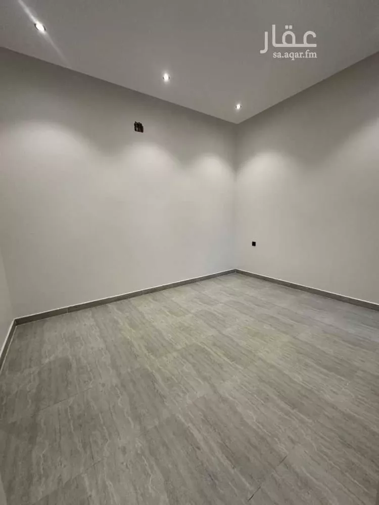 Floor for Sale in Riyadh Ar Rimal صورة 3