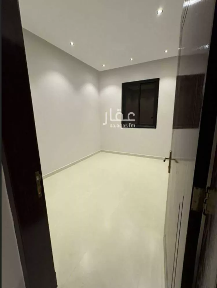 فيلا للإيجار في شارع ابي الحسن علي الجرجاني, حي الرمال, مدينة الرياض, منطقة الرياض صورة 3
