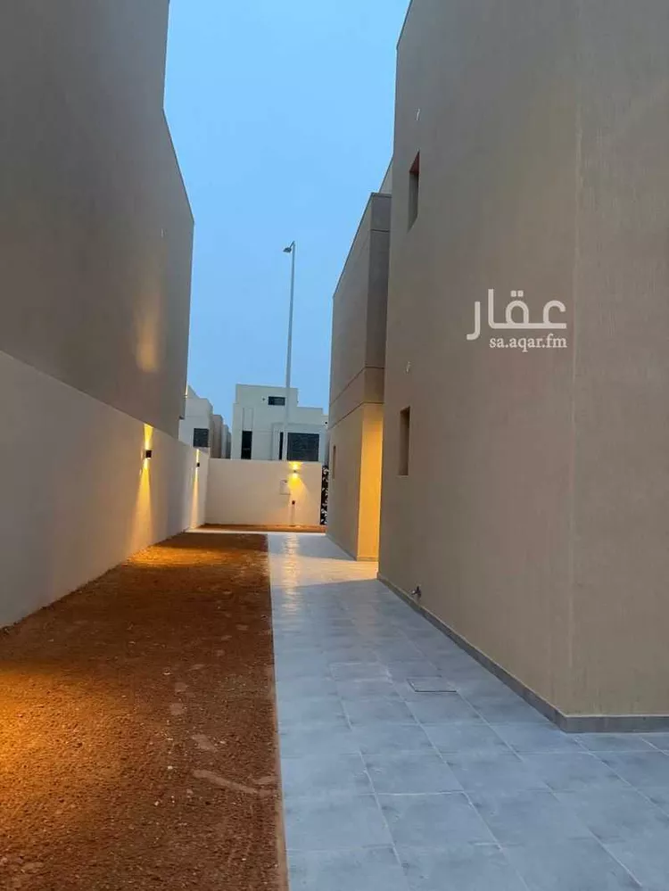 فيلا للإيجار في شارع الثمامه ، حي الشرق ، الرياض ، منطقة الرياض صورة 4