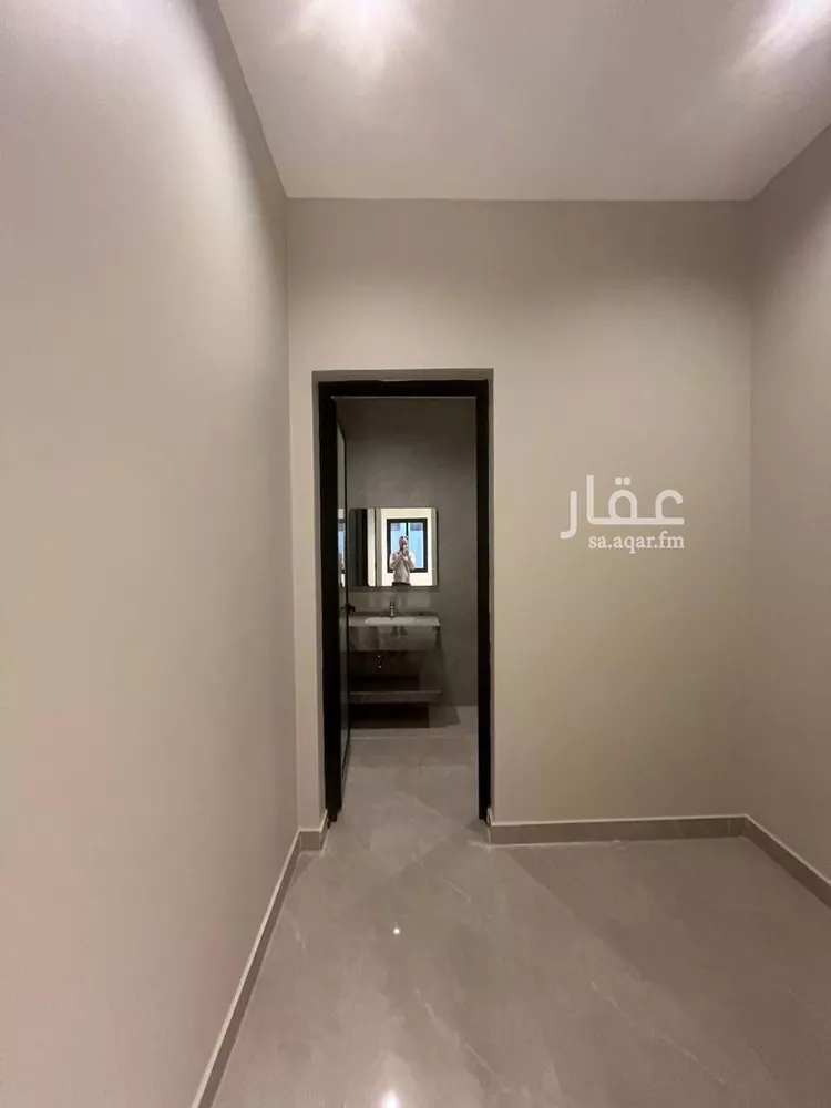شقة للبيع في شارع فهد بن عبدالعزيز, حي الشاطئ, مدينة جازان, منطقة جازان صورة 3