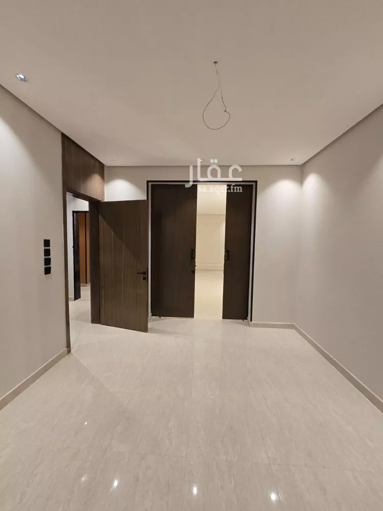 شقة للبيع في شارع شارع شهيد الدين ثم الوطن حسن يحيى مفرح الجابري, حي المطار, مدينة جازان, منطقة جازان صورة 5