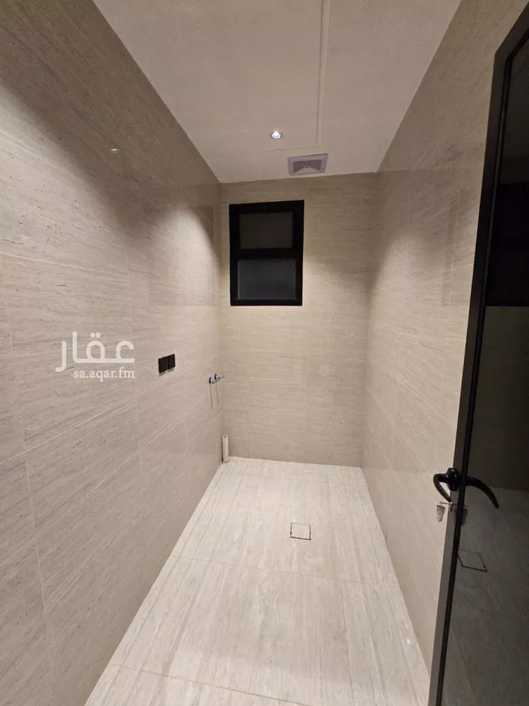 شقة للبيع في شارع شارع شهيد الدين ثم الوطن حسن يحيى مفرح الجابري, حي المطار, مدينة جازان, منطقة جازان صورة 3