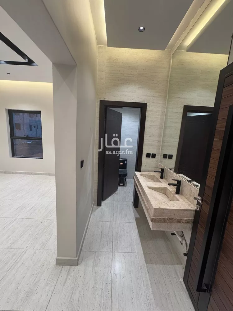 شقة للبيع في شارع شارع أبو بكر الصديق, حي الرحاب 1, مدينة جازان, منطقة جازان صورة 4
