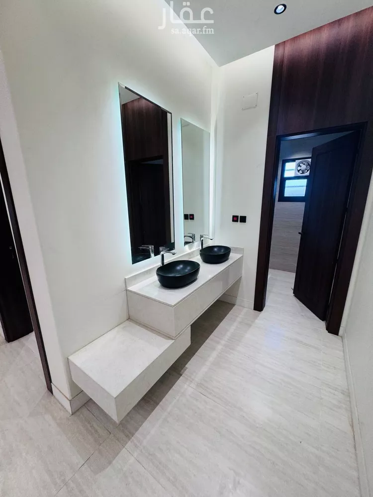 Floor for Sale in Jazan As Suways 15