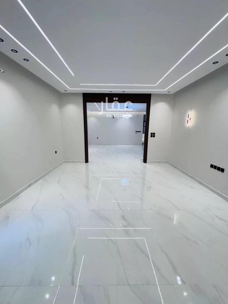 Floor for Sale in Jazan As Suways 16