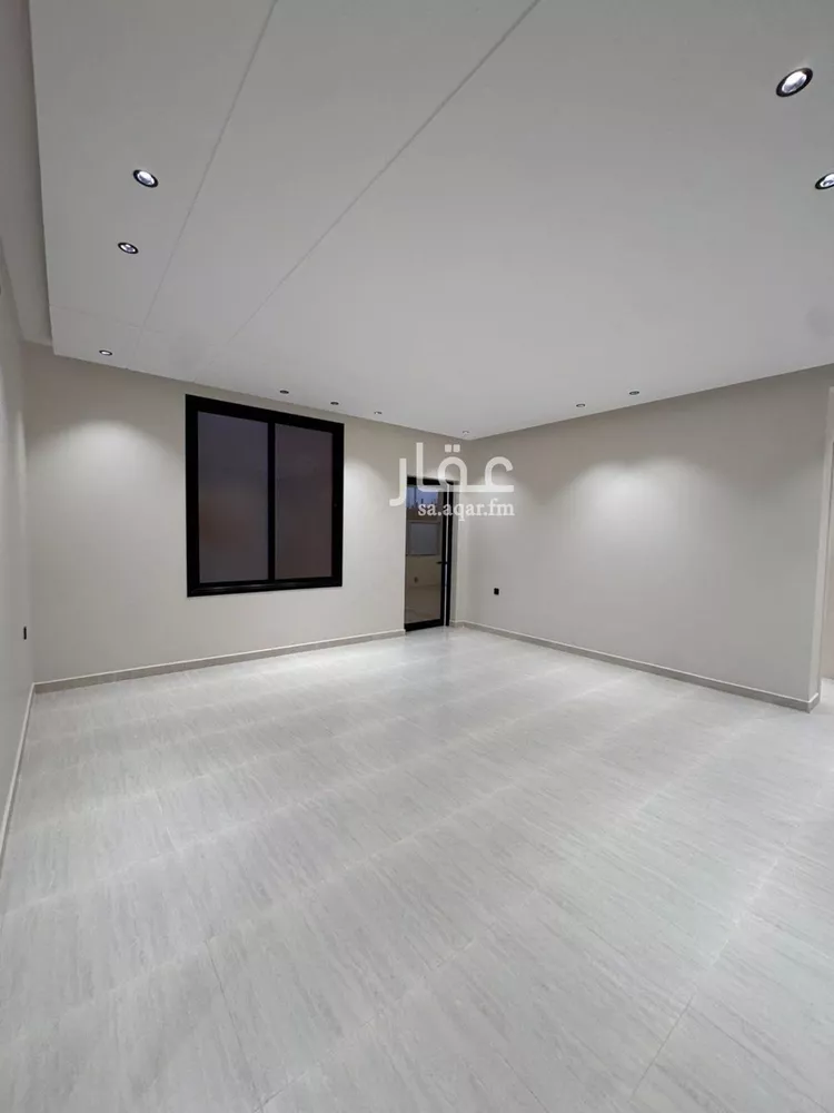 Floor for Sale in Jazan As Safaa 16