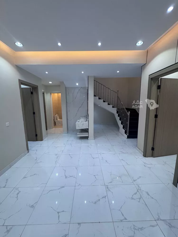 Villa for Sale in Abu `Arish Al Aseelh 16