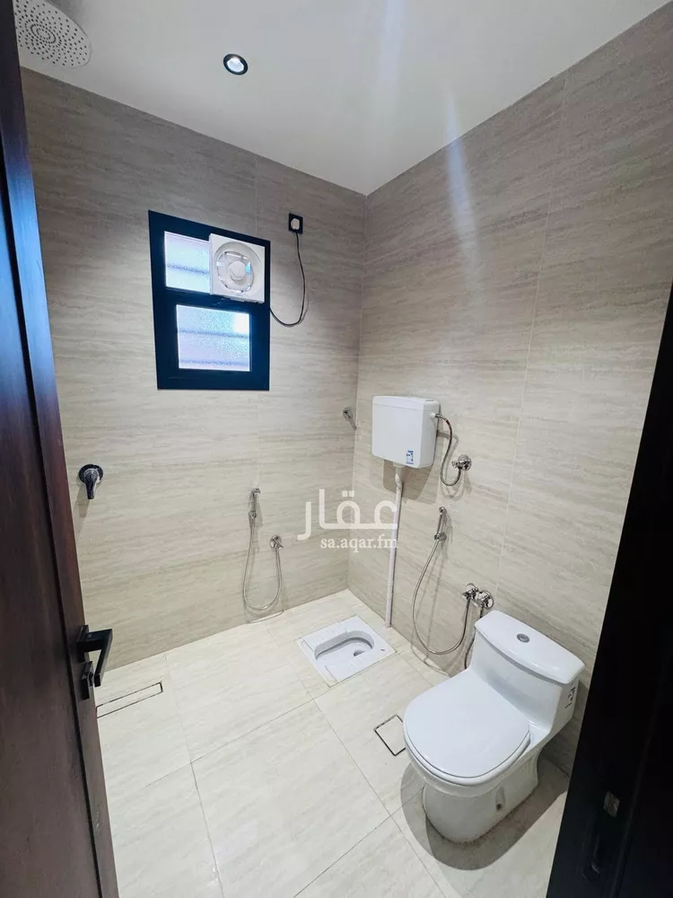 Floor for Sale in Jazan As Suways 16