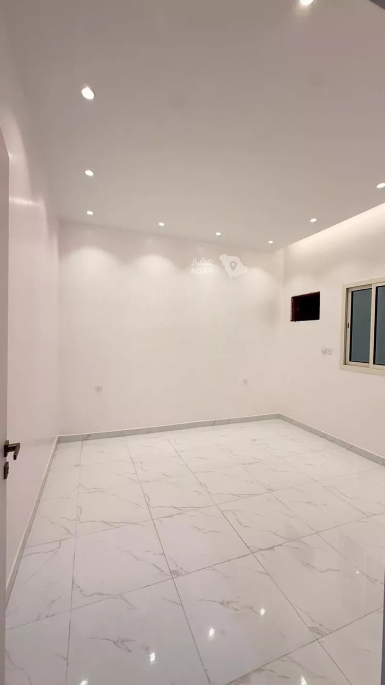 شقة للبيع في شارع أبو بكر الصديق, حي السويس 1, مدينة جازان, منطقة جازان 19