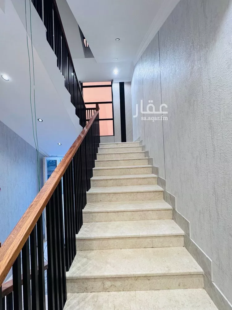 شقة للبيع في شارع ام المؤمنين جويرية بنت الحارث, حي الرحاب 2, مدينة جازان, منطقة جازان صورة 3