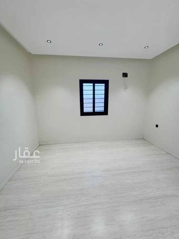 شقة للبيع في شارع شارع الامير ناصر بن عبد العزيز, حي الرحاب 1, مدينة جازان, منطقة جازان صورة 3