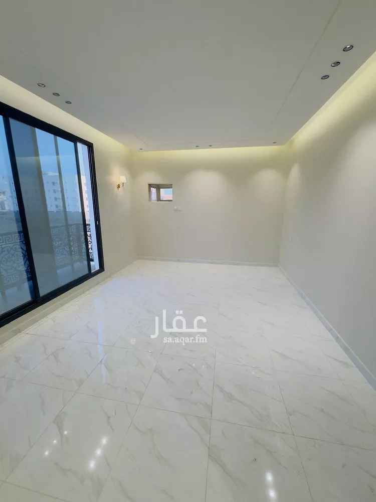 Floor for Sale in Jazan As Suways 17