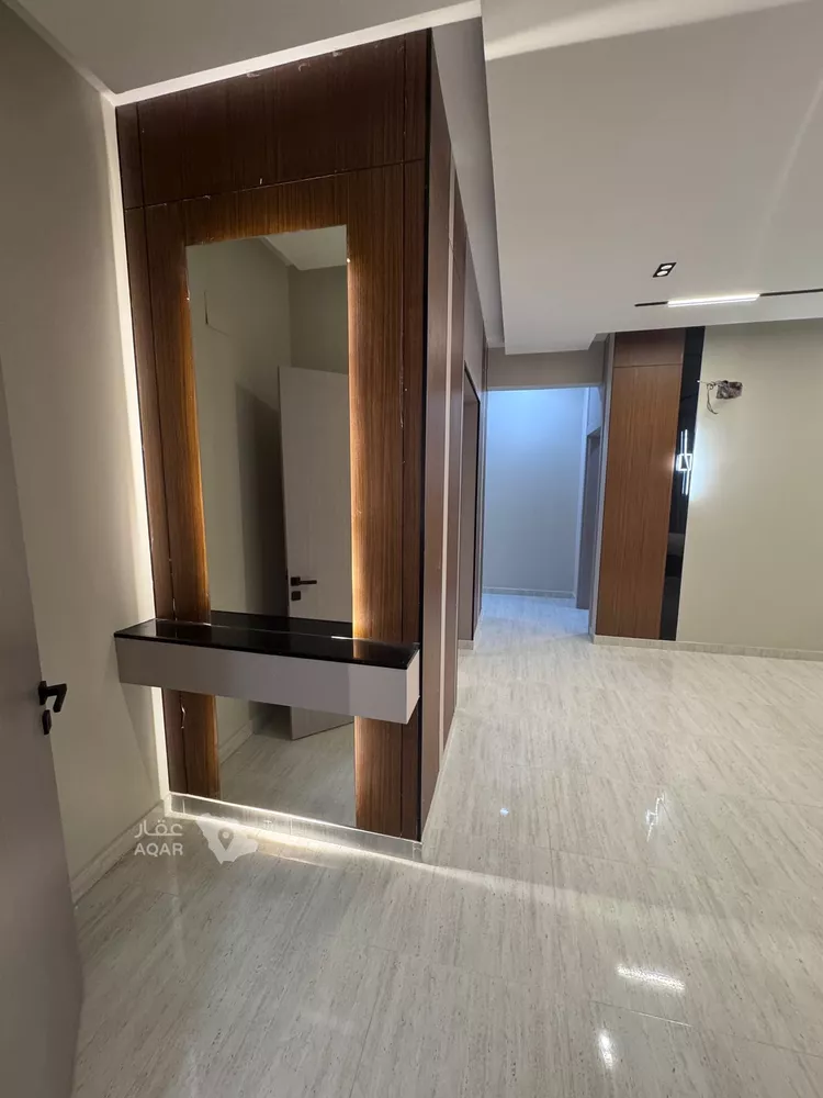 Floor for Sale in Jazan As Suways 6