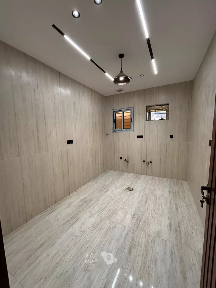 Villa for Sale in Abu `Arish Ar Rawdah 9