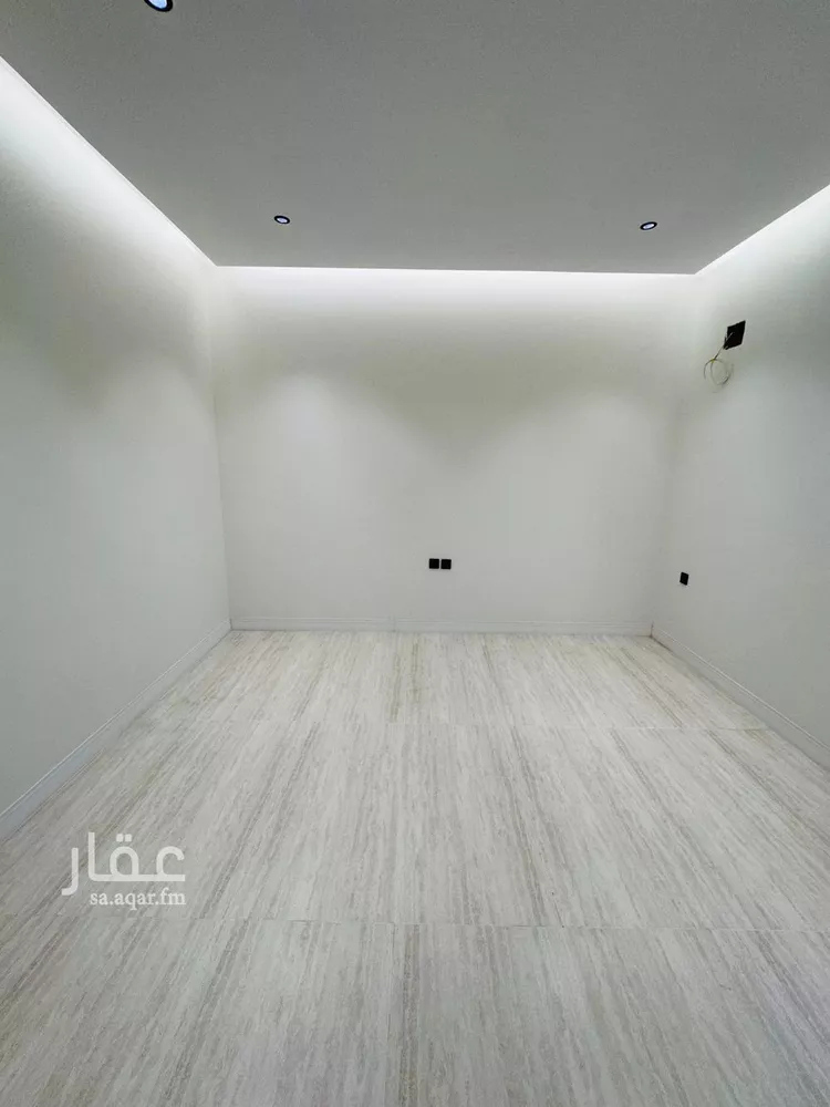 Floor for Sale in Jazan As Suways 16