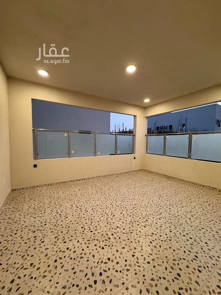 Floor for Sale in Jazan As Safaa 14