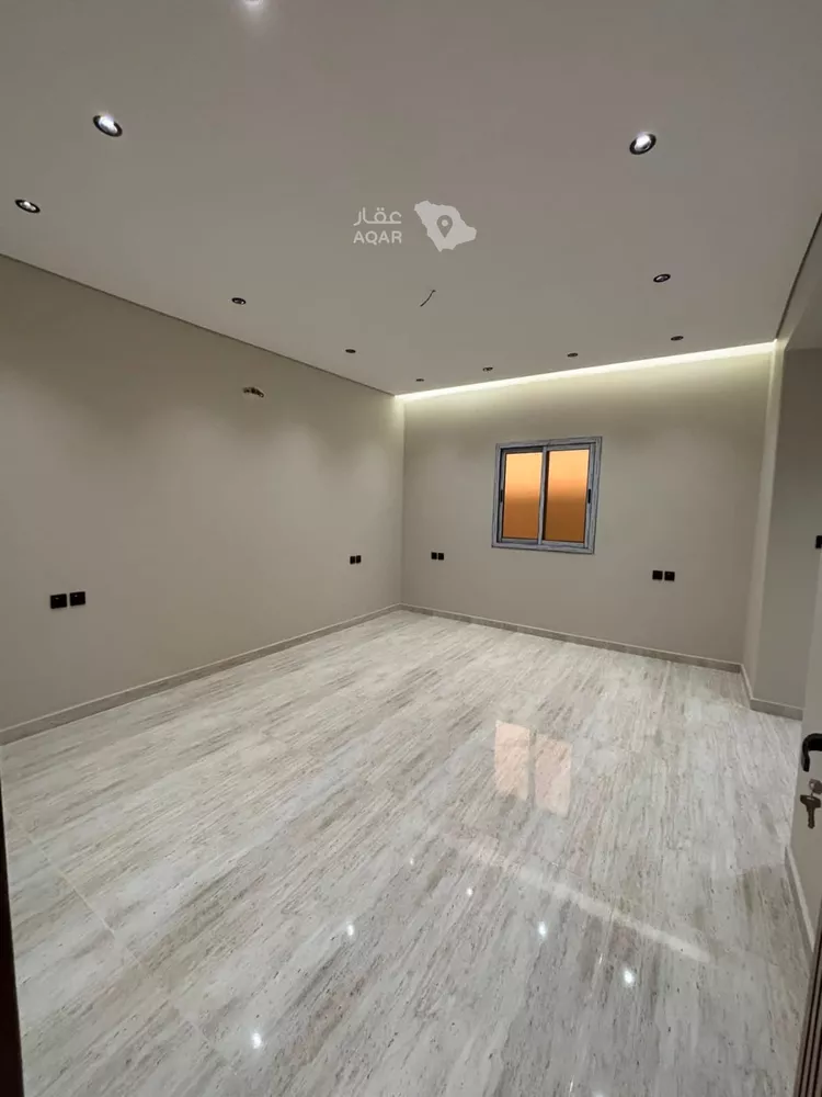 Villa for Sale in Abu `Arish Ar Rawdah 7