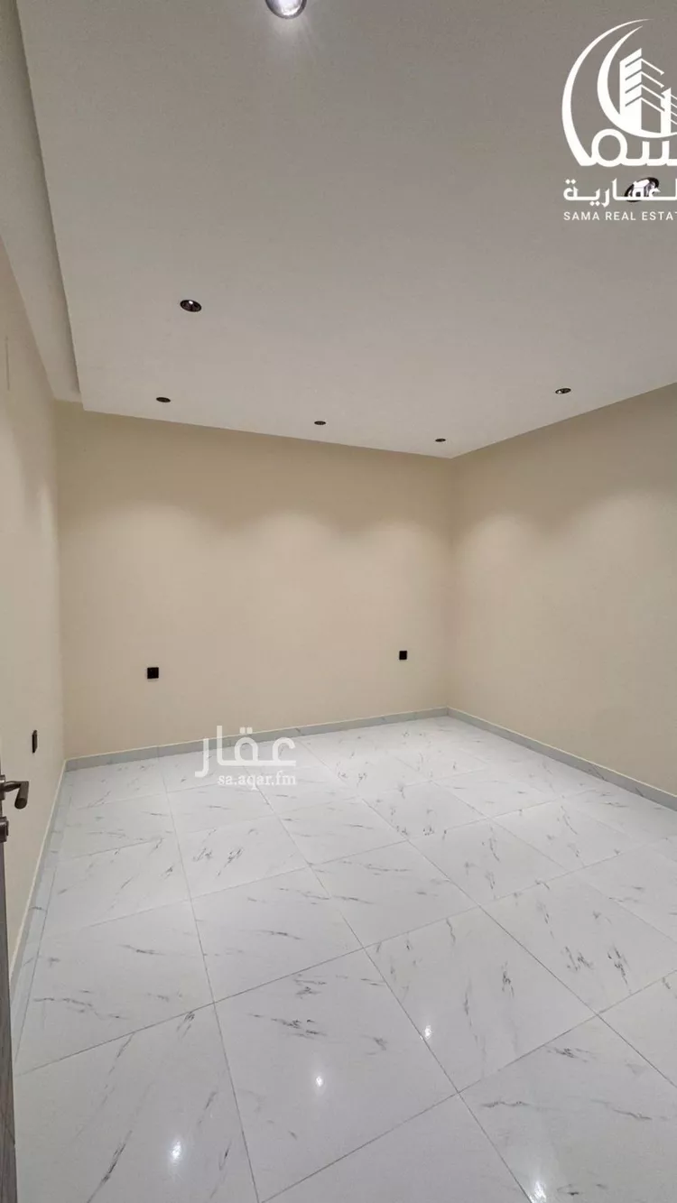 شقة للبيع في شارع شارع الاوزاعي, حي الشاطئ, مدينة جازان, منطقة جازان صورة 2