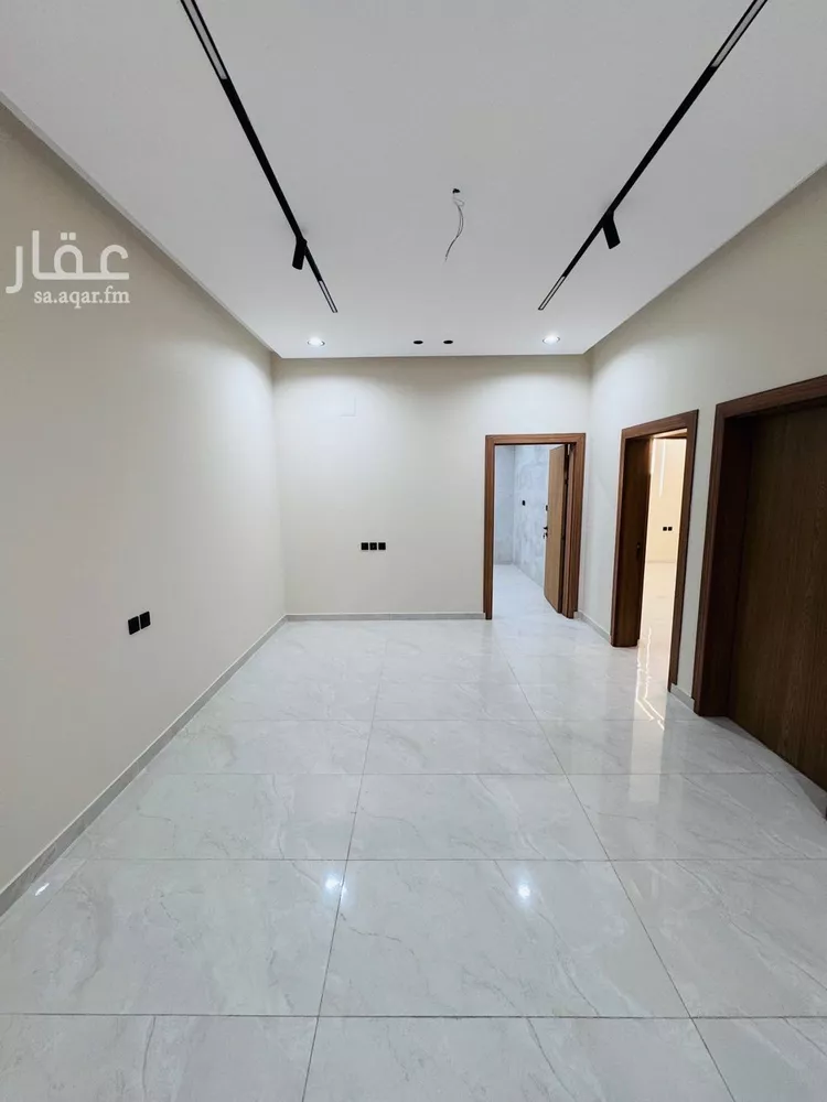 شقة للبيع في شارع طريق الامير سلطان بن عبدالعزيز, حي السويس 2, مدينة جازان, منطقة جازان صورة 3