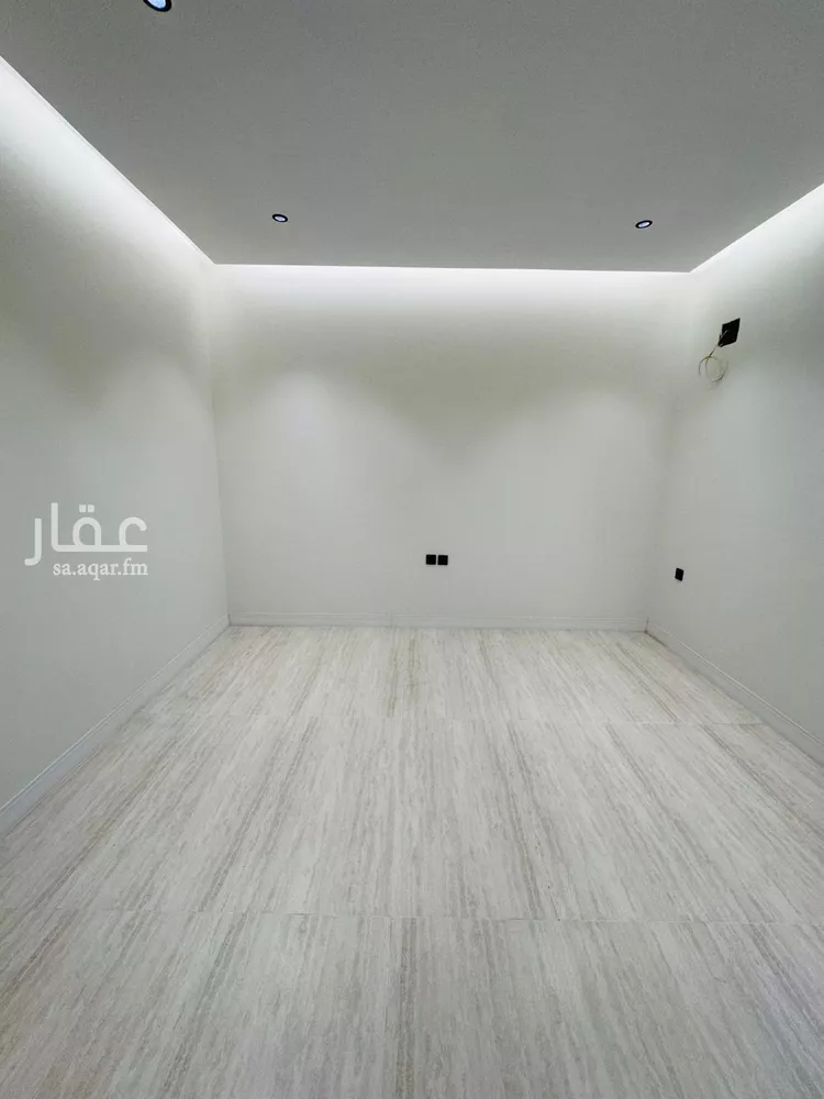 شقة للبيع في شارع شارع الامير ناصر بن عبد العزيز, حي الرحاب 1, مدينة جازان, منطقة جازان صورة 4