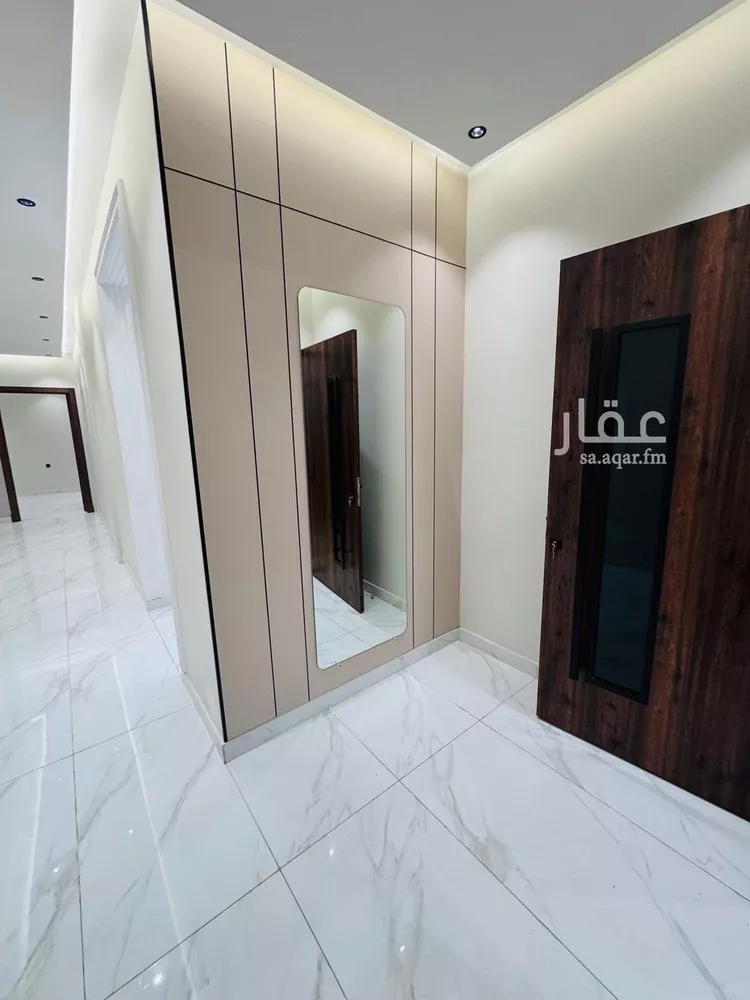 شقة للبيع في شارع القيرواني, حي الرحاب 1, مدينة جازان, منطقة جازان صورة 2