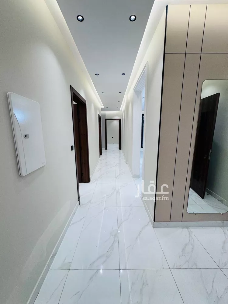 Floor for Sale in Jazan As Suways 7