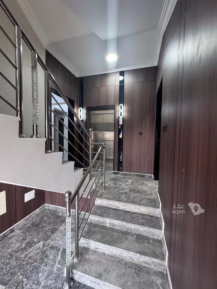Floor for Sale in Jazan As Suways 4