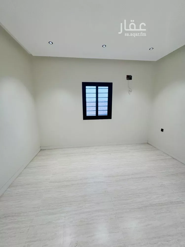 Floor for Sale in Jazan As Suways 12