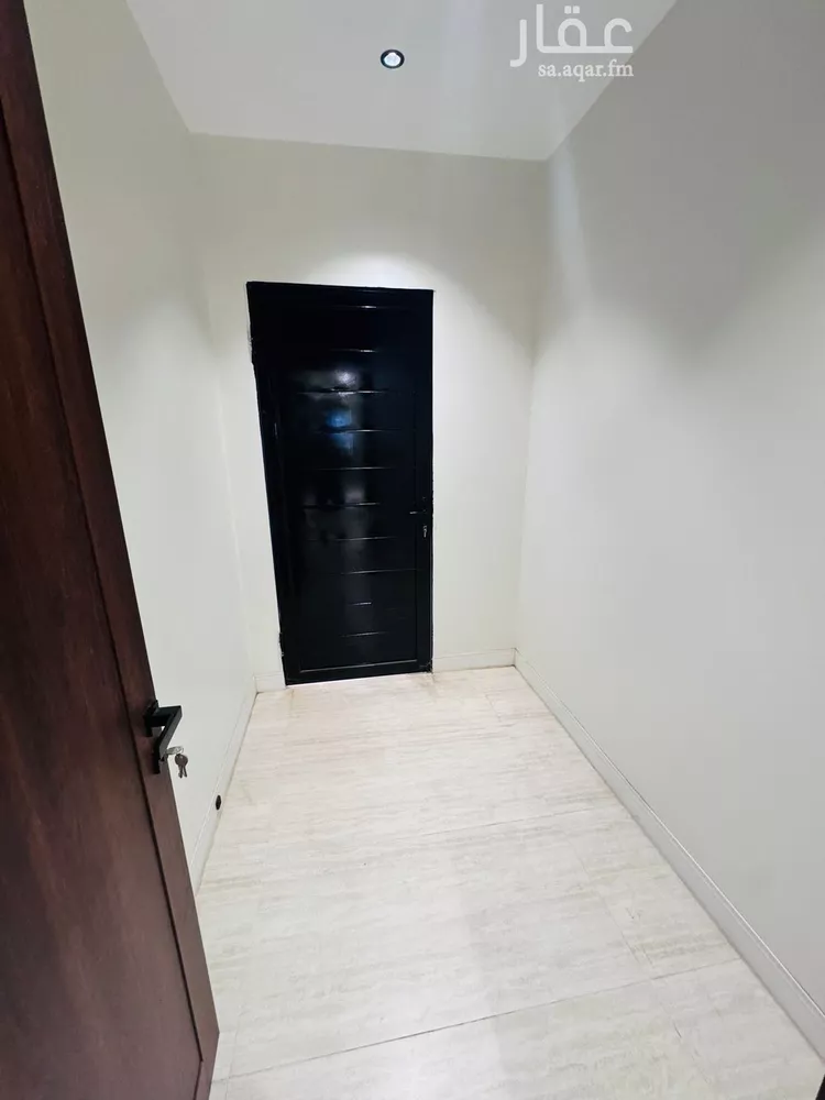 شقة للبيع في شارع شارع الامير ناصر بن عبد العزيز, حي الرحاب 1, مدينة جازان, منطقة جازان صورة 3