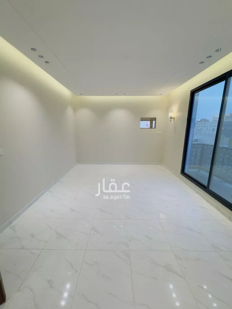 شقة للبيع في شارع شارع أم المؤمنين صفية, حي الرحاب 1, مدينة جازان, منطقة جازان صورة 2