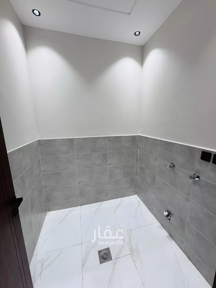 شقة للبيع في شارع القيرواني, حي الرحاب 1, مدينة جازان, منطقة جازان 15