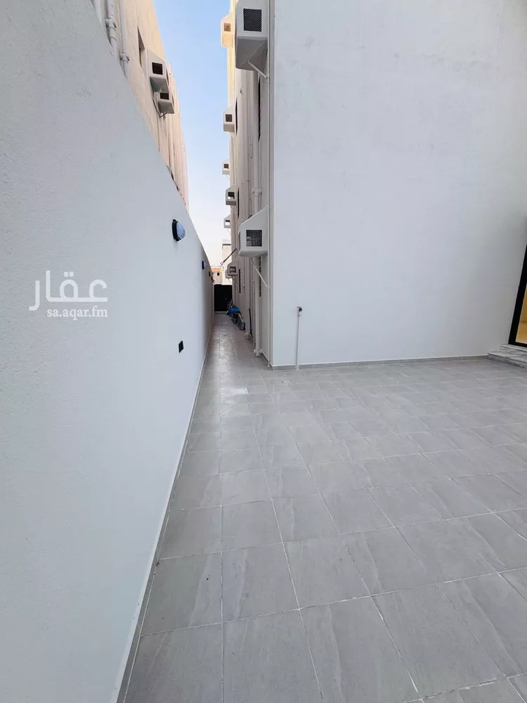 Floor for Sale in Jazan As Suways 21
