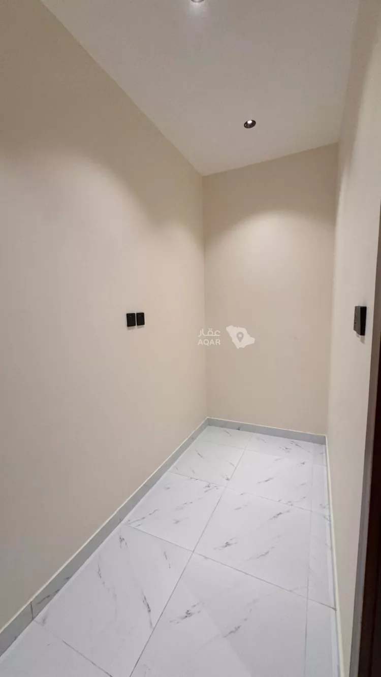 Apartment for Sale in Jazan Ash Shati 7