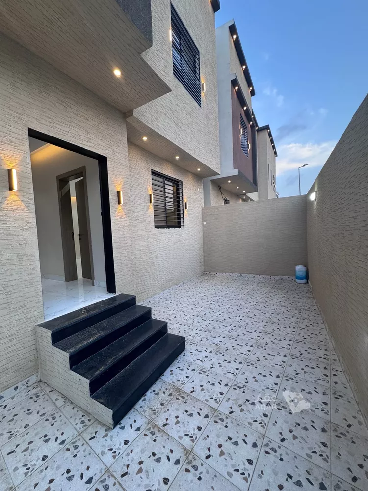 Villa for Sale in Abu `Arish Al Aseelh 4