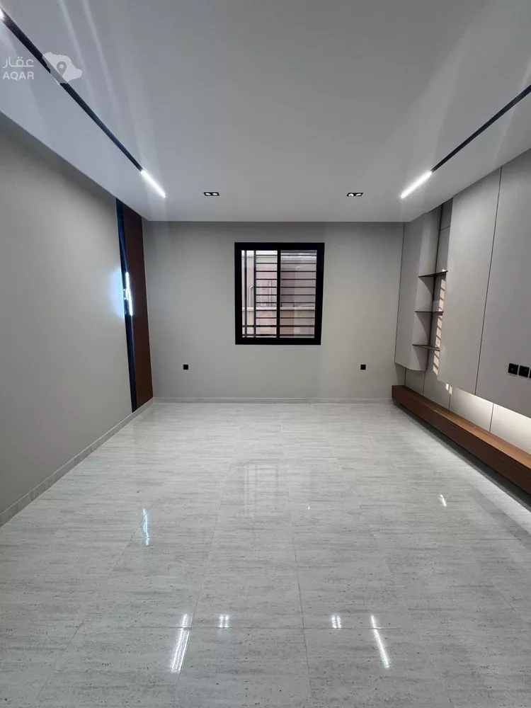 Floor for Sale in Jazan As Suways 3