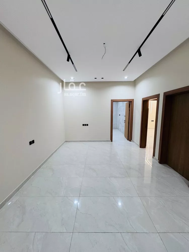 شقة للبيع في شارع طريق الامير سلطان بن عبدالعزيز, حي السويس 2, مدينة جازان, منطقة جازان صورة 3