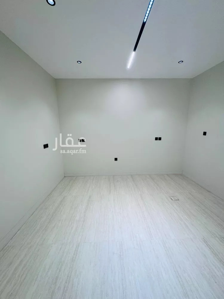 شقة للبيع في شارع شارع الامير ناصر بن عبد العزيز, حي الرحاب 1, مدينة جازان, منطقة جازان صورة 2